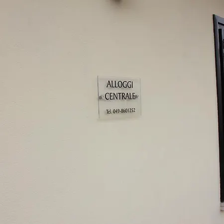 Alloggi Centrale Konukevi *
